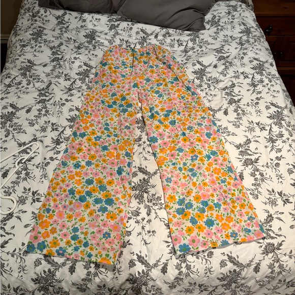 Funky boho retro 70’s flowered party pants - Picture 2 of 2